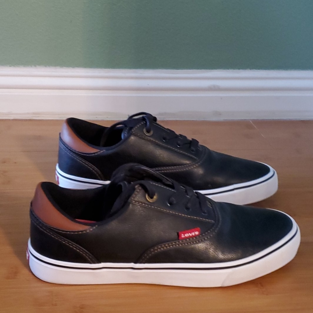 Levi's Black Men's Ethan Cacti Sneakers Size 8 - Picture 2 of 5
